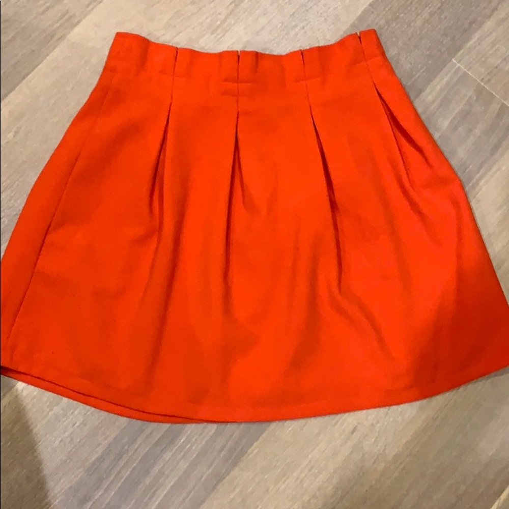 Medium moon collection skirt